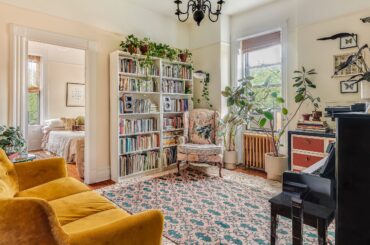 Apartment living room full of houseplants, Park Slope, Brooklyn, New York City [2500x2000]