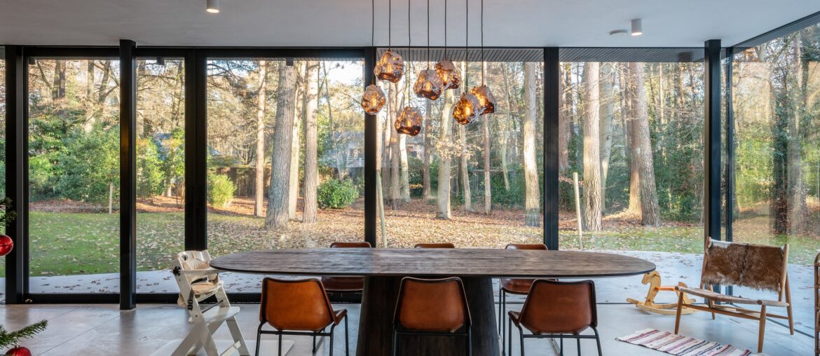 Belgian villa with views of the surrounding forest [2364 x 1573]