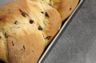 Brioche tressée aux pépites de chocolat