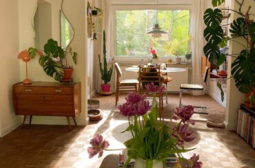 Living spaces full of natural light in a Hamburg apartment, Germany [1440x1800]