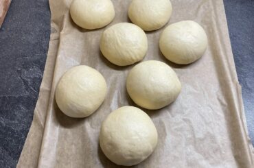 Whoogy’s a publié une vidéo de burger maison tout à l’heure, alors …