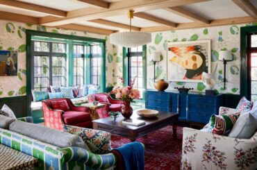 Tudor living room by Katy Curtis Design [2048 x 1226]