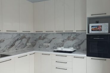 Please help to save the kitchen