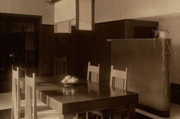 Dining Room from the 1920s [640x856]