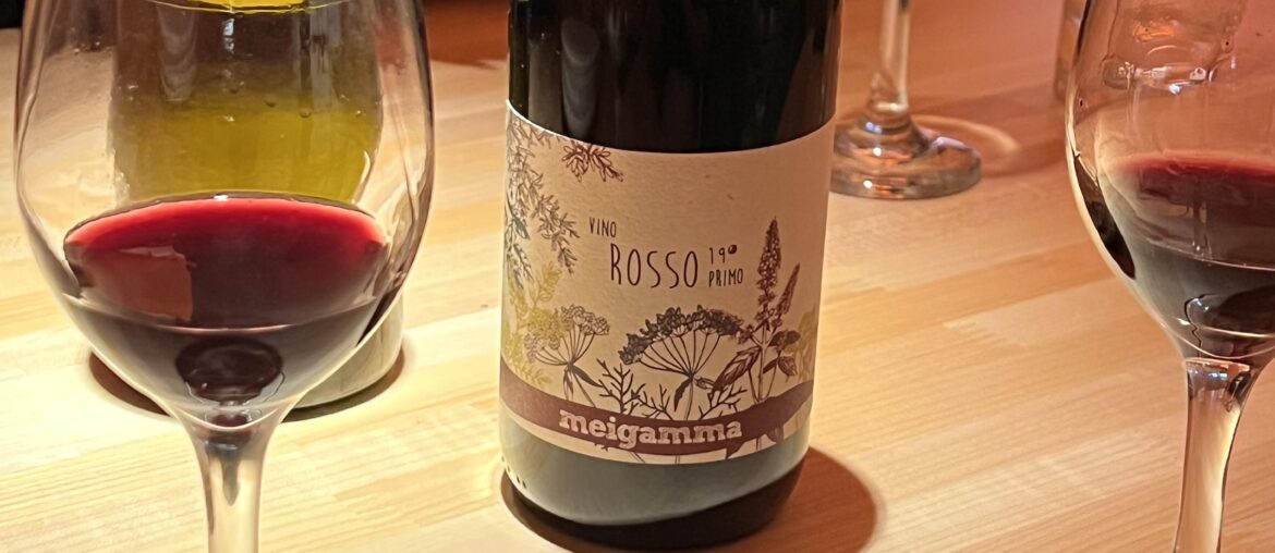 Really Nice Recommendation from Lasita in DTLA. Recommended as a "chilled red", though it felt a bit heavy to fall into the category. Still nice though, served slightly chilled.