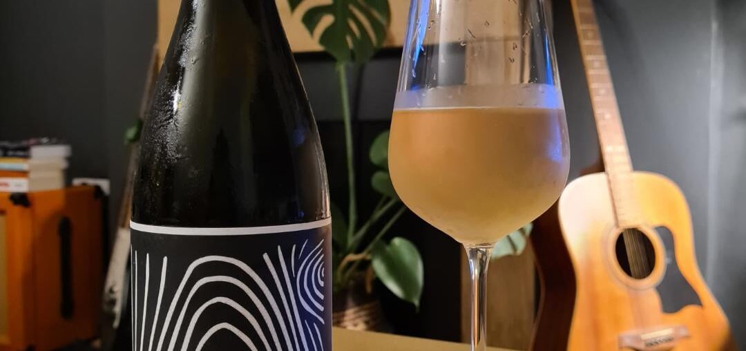 Tillingham End Grain 2020 (East Sussex, UK) - an all time favourite skin contact blend (Ortega, Chardonnay, Schönburger, Bacchus)