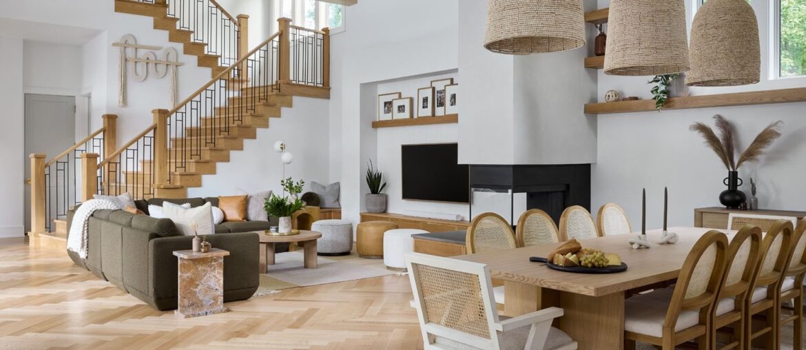 Lake house with open plan living space on the shores Lake Michigan, Union Pier, Berrien County, Michigan [1500x1022]