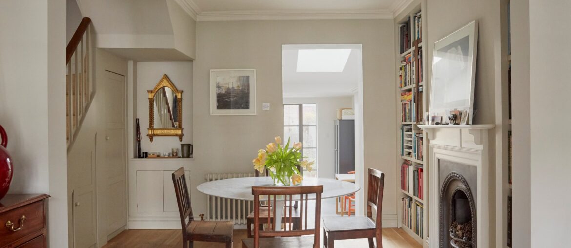 Reception room/dining area in a compact two-bedroom house in Greenwich, southeast London, UK [2500x1666]