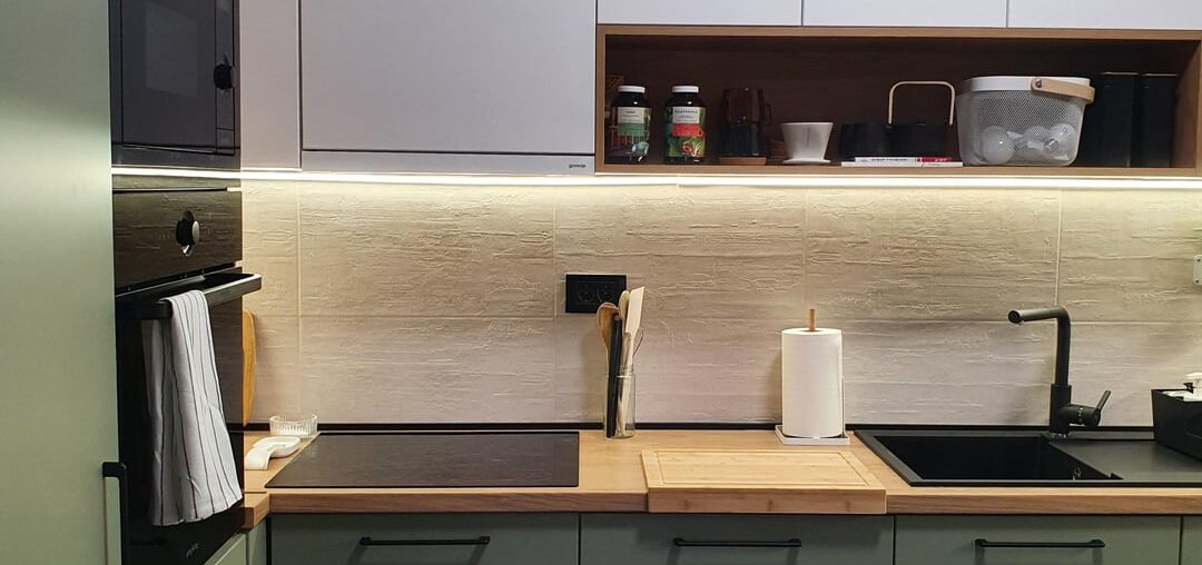 My cute 7m2 kitchen in an apartment