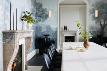 Gwyneth Paltrow's dining room in Montecito [1600 x 2399]