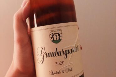Grauburgunder 2020 by Enderle & Moll