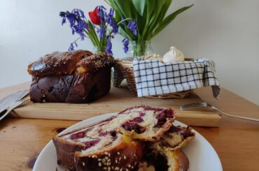 Pâques orthodoxe - Brioche a la cerise aigre