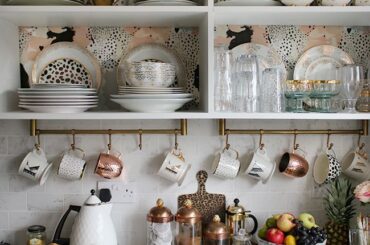 Open shelves and my favorite cup holders