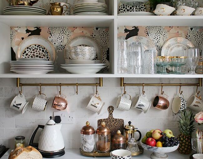 Open shelves and my favorite cup holders