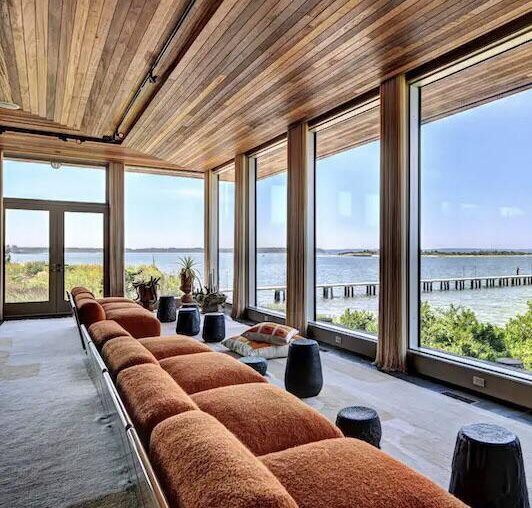 Living Room. Shelter Island, New York. [800x532].