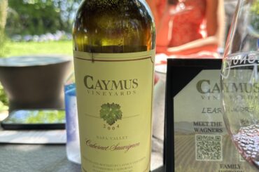 Lucky to have tasted this ‘04 Caymus Cab. 💋🤌🏻
