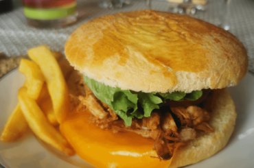 [fait-maison] Burger à l'effiloché de porc et mimolette française