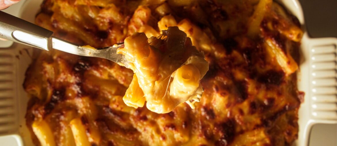 Mac and cheese - 3 fromages & oignons caramélisés