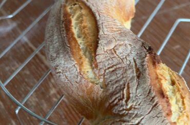 Pain maison. 90% blé, 10% épeautre.