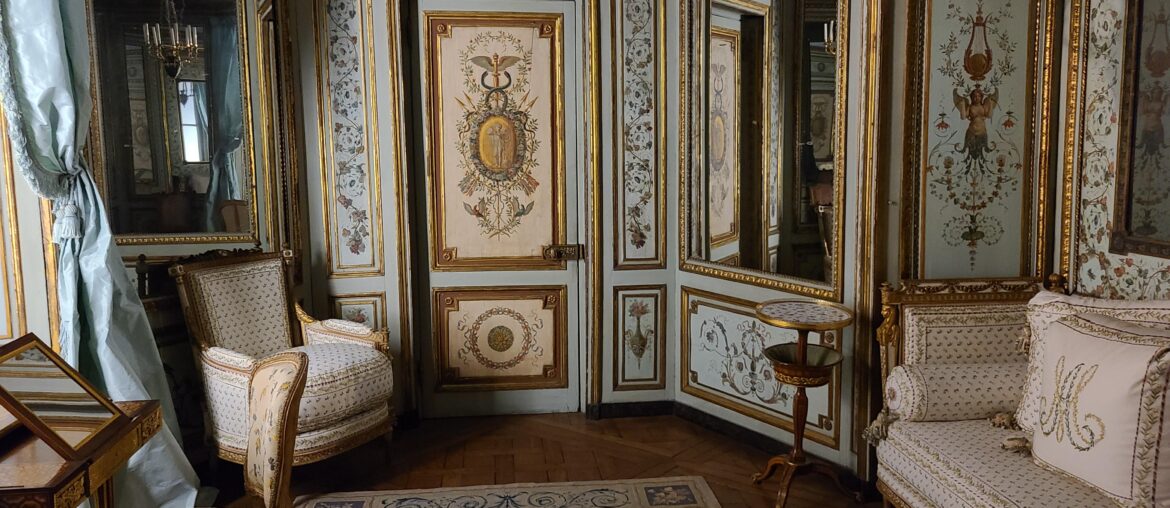 Boudoir from the Hôtel de Crillon, designed by Pierre-Adrien Paris in ca. 1777–80. The hotel was originally a mansion at 10 Place de la Concorde in Paris, but this interior was sold to a family for their townhouse before being donated to the Metropolitan Museum of Art in New York in 1944.[4032x1816]