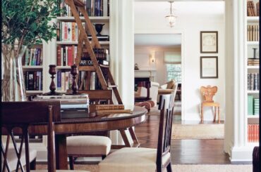 Giving the illusion of a higher ceilings with tall doorways and trim in this 2.4m/8ft room (1316x1600)