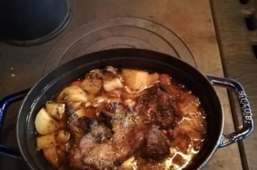 Agneau de 7 heures au fourneau à bois