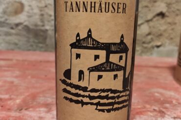 Rosso Tannhauser is an organic, Italian wine from an ungrafted vineyard. Just 3-400 bottles per year
