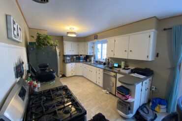 Finally get to post here, finished my kitchen Reno