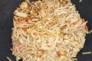 Plat rapide du dimanche soir : Pad thaï freestyle 😂