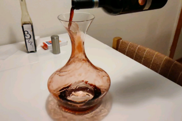 Slow-mo decanting