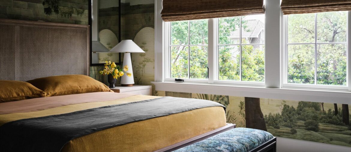 Achieving a gateway effect with mural wallpaper (2000x1500)