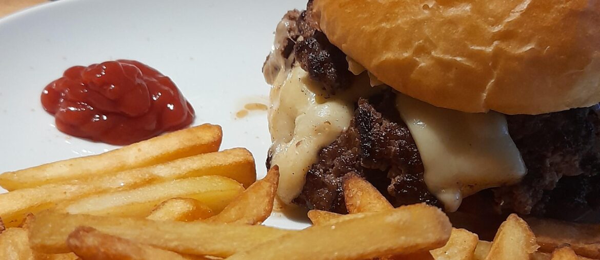 Chicken burger et smash burger (pain fait maison)