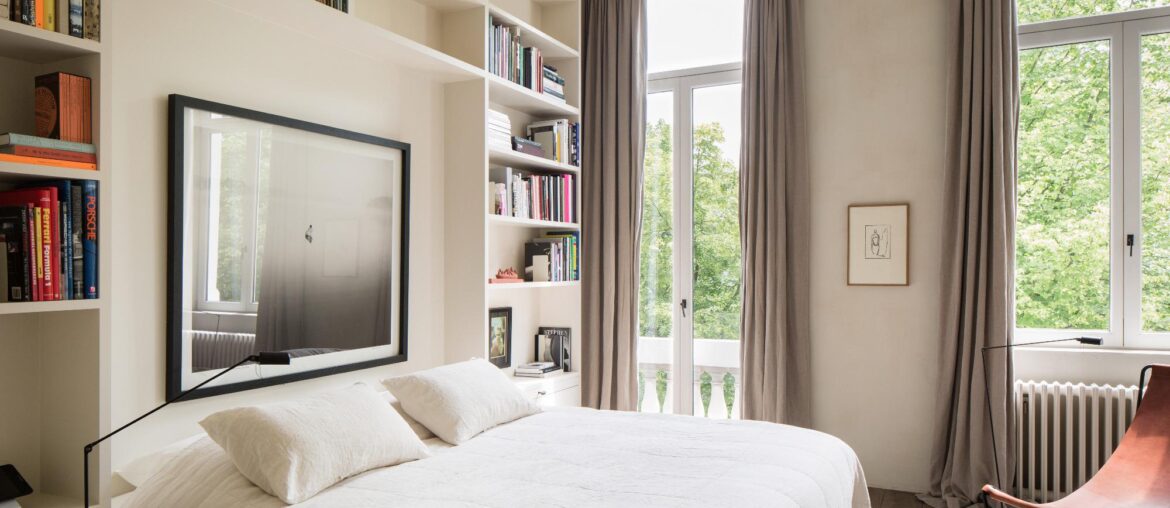 Bedroom in Antwerp, Belgium designed by Vincent Van Duysen [2000 x 1333]