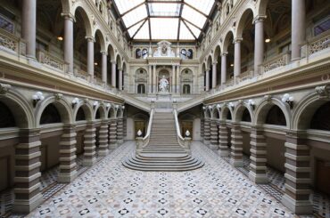 Palace of Justice in Vienna Austria [1200x841]