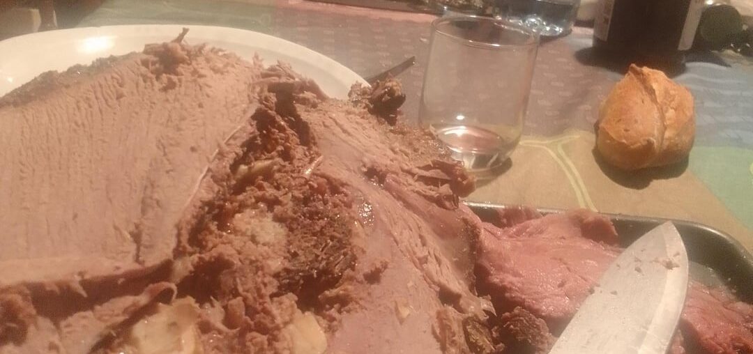 Sanglier farci à l'ail et aux morilles