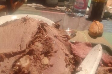 Sanglier farci à l'ail et aux morilles