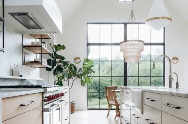 A stunning Belgian farmhouse style with a contemporary twist in Chicago