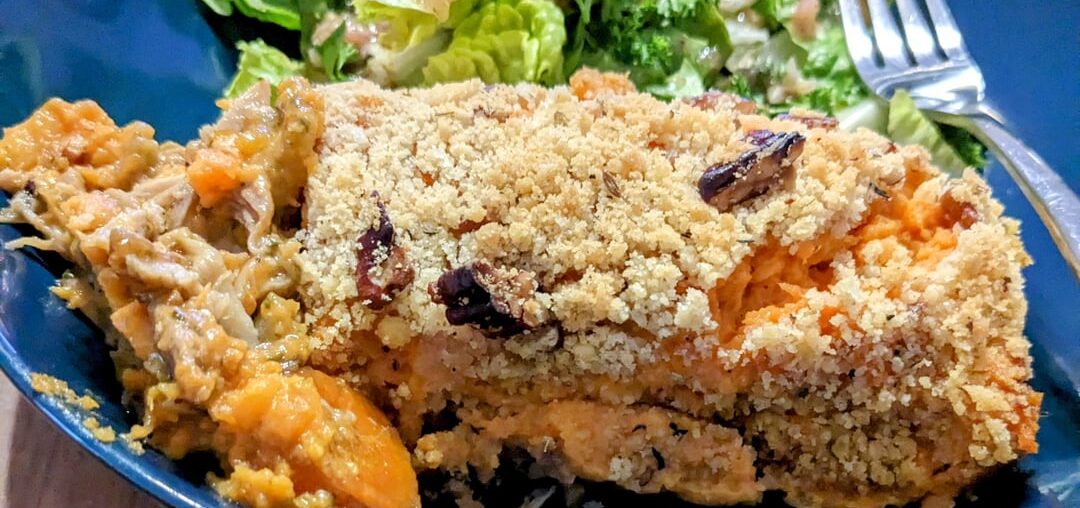 Hachis parmentier de poulet braisé, patate douce et noix de pécan