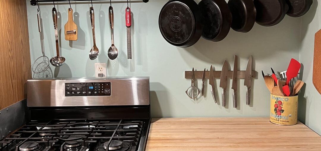 Small “World” kitchen reno on budget.