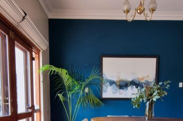 Rich colour combinations with mid-century modern dining setting 1808 x 2721