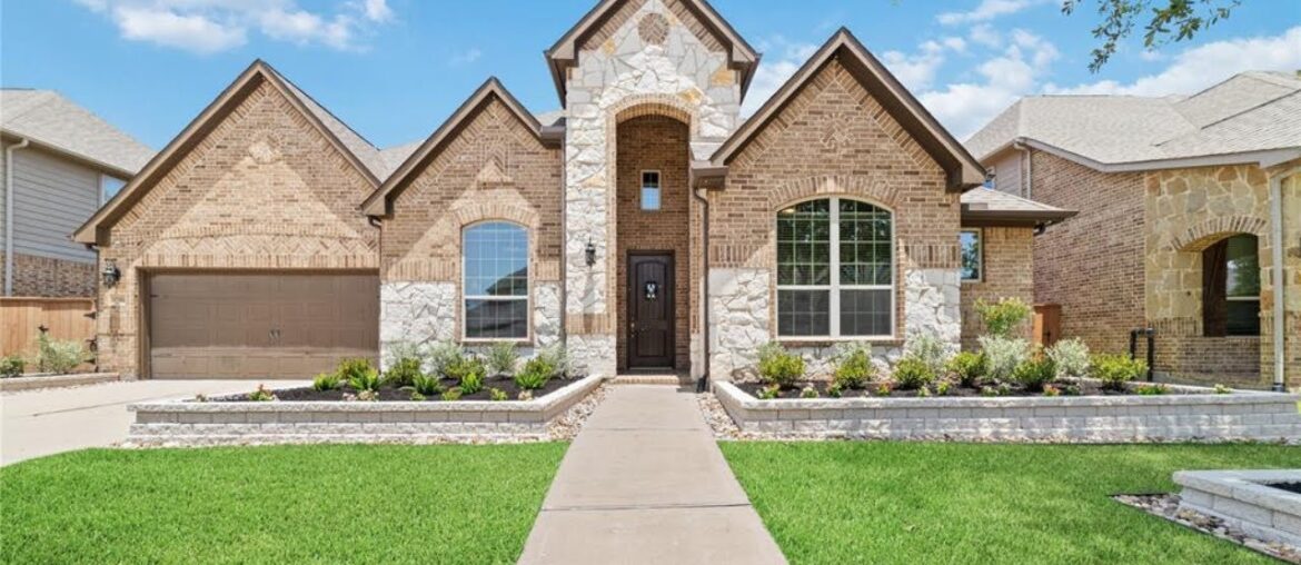 17326 Coatsbird Ln, Richmond, TX 77407