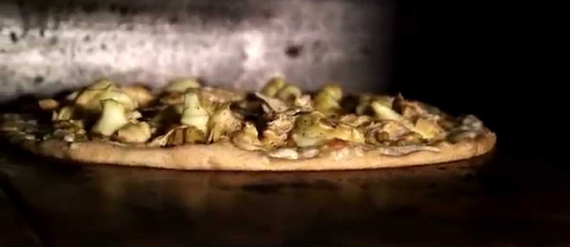 Fellini Pizzeria – Rhode Island (Phantom Gourmet) Fellini Pizzeria - Rhode Island (Phantom Gourmet)