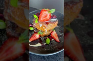 Banana Bread French Toast #frenchtoast #bananabread #brunch  #brunchgoals #yummyfood #food