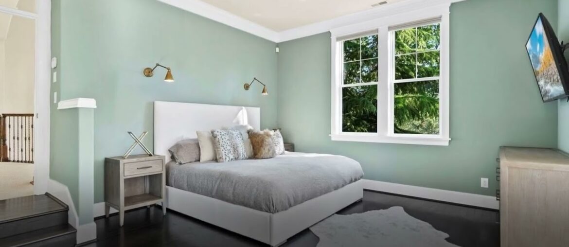 576 Lake Washington Boulevard East, Seattle, WA 98112 576 Lake Washington Boulevard East, Seattle, WA 98112