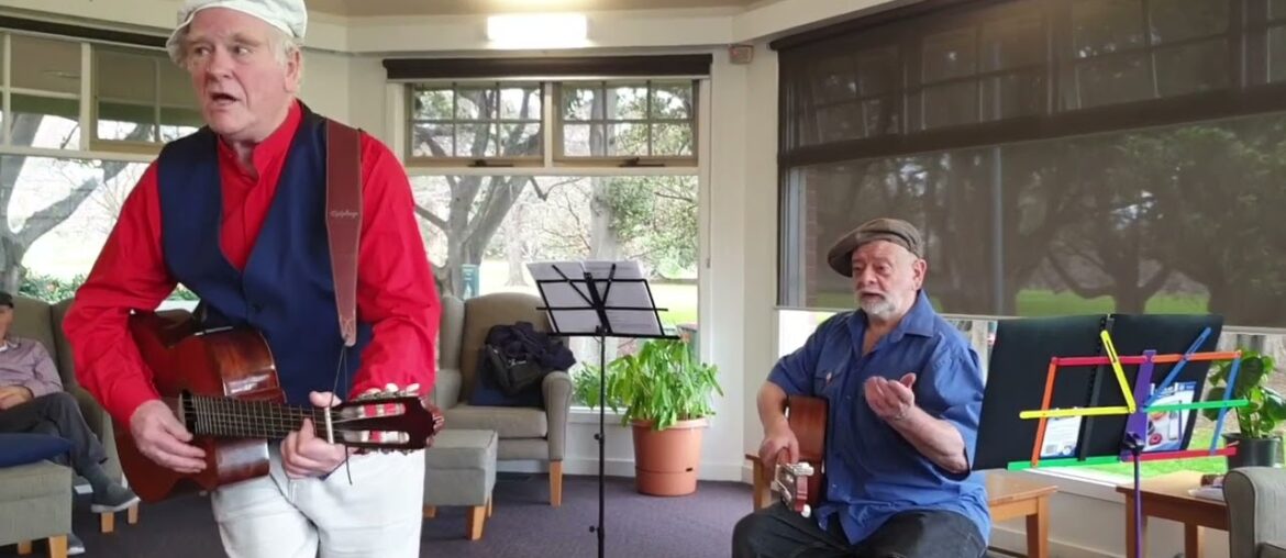 4429. Chevaliers de la Table Ronde (Traditional French Drinking Song) – with Bob at Fawkner Park 4429. Chevaliers de la Table Ronde (Traditional French Drinking Song) - with Bob at Fawkner Park