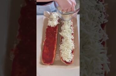 French Bread Pizza - 15 minutes! #recipe #pizza