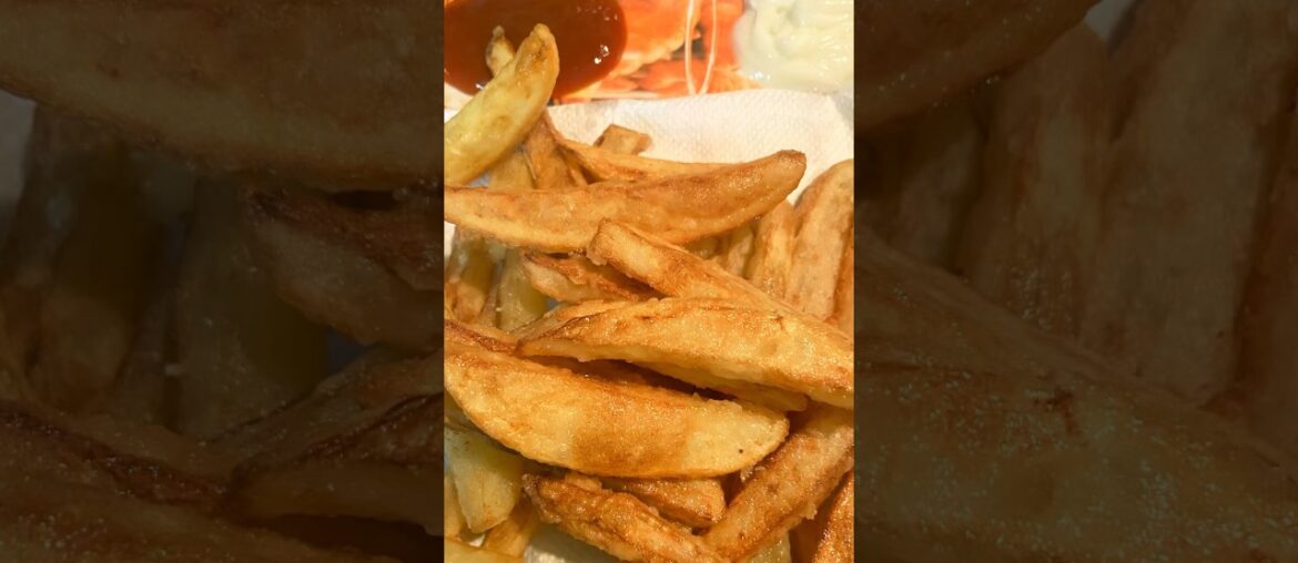 CrispyDelight:FrenchFries #youtubeshorts#trending #viral#ytshorts#shorts #frenchfries#aloo#fastfood CrispyDelight:FrenchFries #youtubeshorts#trending #viral#ytshorts#shorts #frenchfries#aloo#fastfood