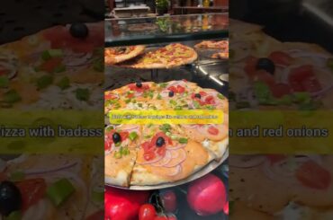 in munich ? just eat @riemarcadenmunchen382  keto options, salmon pizza... vinzenzmurr, gustosa