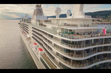 Barbara Muckermann Hosts a Full Ship Tour of Silver Nova