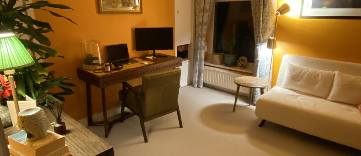 Our little orange study / reading room in London [4032 x 3024]